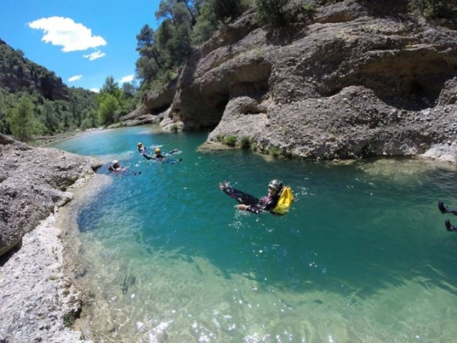 bajando el rio